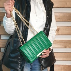 کیف پاسپورتی مدل شنتیا