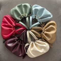 کیف دستی زنانه مدل پیچک