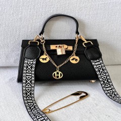 کیف هرمس آویزدار